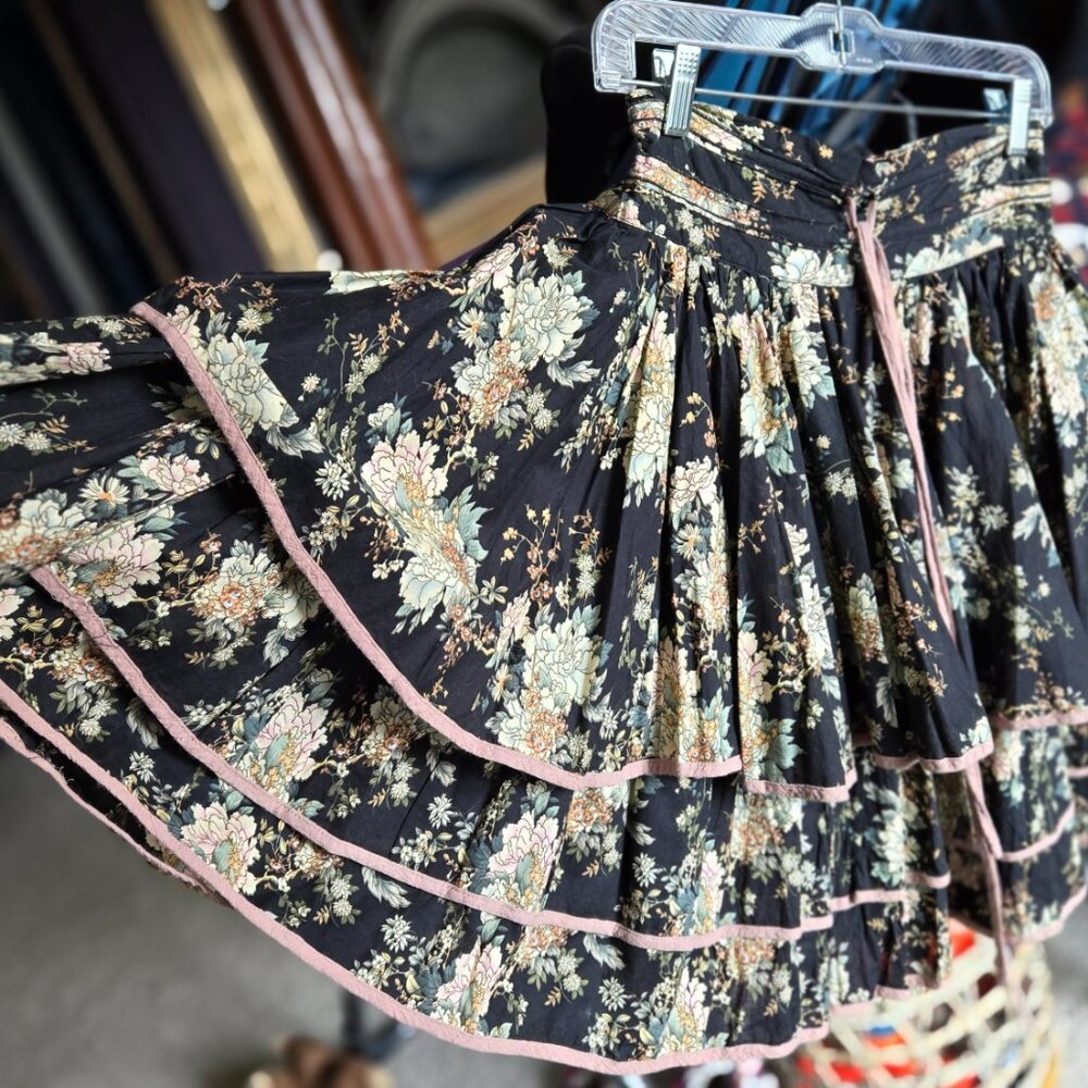 VINTAGE ARTKA HIGH WAISTED DRAWSTRING RUFFLED FULL FLORAL SKIRT S M L